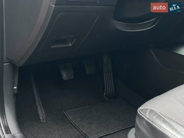 Чорний Хендай i30, об'ємом двигуна 1.6 л та пробігом 221 тис. км за 8650 $, фото 54 на Automoto.ua
