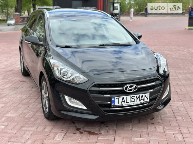 Чорний Хендай i30, об'ємом двигуна 1.6 л та пробігом 190 тис. км за 10800 $, фото 2 на Automoto.ua