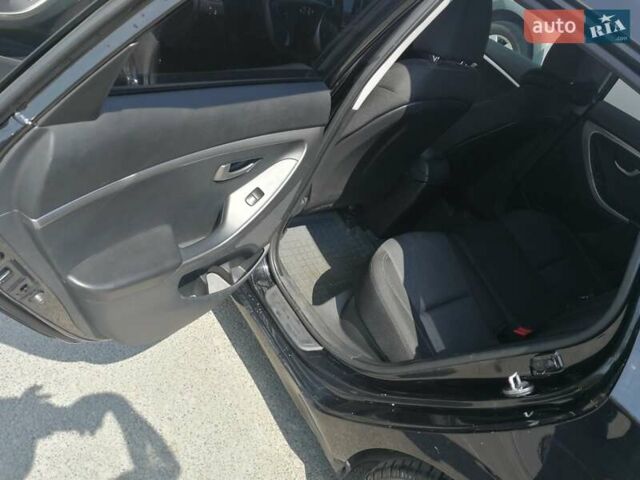 Чорний Хендай i30, об'ємом двигуна 1.58 л та пробігом 136 тис. км за 9100 $, фото 11 на Automoto.ua