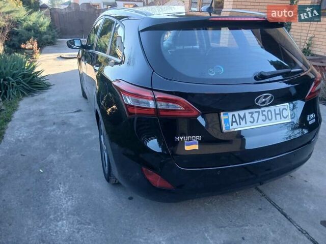 Черный Хендай i30, объемом двигателя 1.58 л и пробегом 295 тыс. км за 9900 $, фото 7 на Automoto.ua