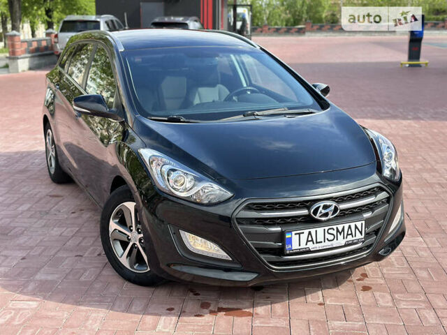 Чорний Хендай i30, об'ємом двигуна 1.6 л та пробігом 190 тис. км за 10800 $, фото 39 на Automoto.ua