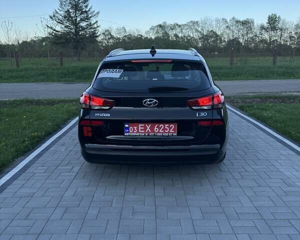 Чорний Хендай i30, об'ємом двигуна 1.59 л та пробігом 227 тис. км за 12500 $, фото 15 на Automoto.ua