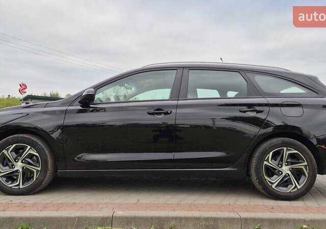 Черный Хендай i30, объемом двигателя 1.6 л и пробегом 197 тыс. км за 15650 $, фото 1 на Automoto.ua
