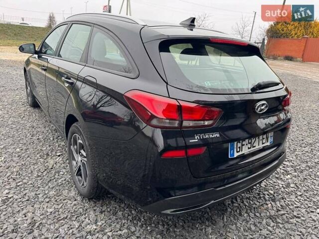 Черный Хендай i30, объемом двигателя 1.6 л и пробегом 199 тыс. км за 15899 $, фото 11 на Automoto.ua