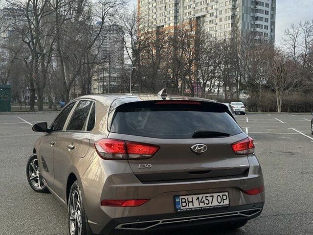 Коричневый Хендай i30, объемом двигателя 0 л и пробегом 36 тыс. км за 17495 $, фото 3 на Automoto.ua