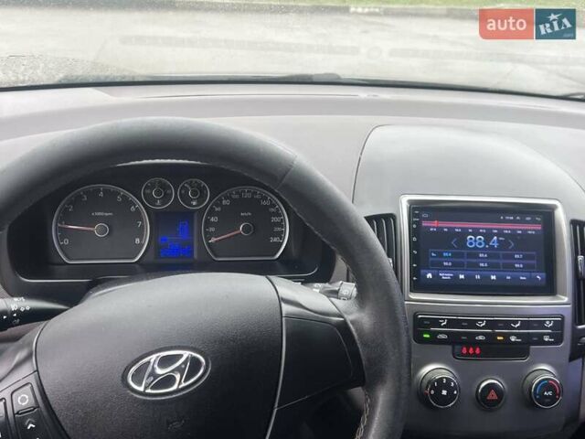 Коричневый Хендай i30, объемом двигателя 1.4 л и пробегом 245 тыс. км за 6100 $, фото 17 на Automoto.ua