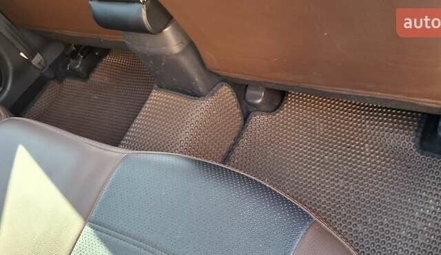 Коричневий Хендай i30, об'ємом двигуна 1.58 л та пробігом 106 тис. км за 8500 $, фото 3 на Automoto.ua