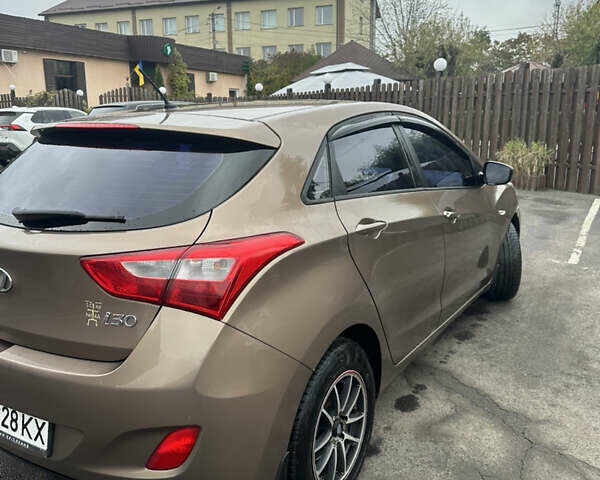 Хендай i30 2012 в Виннице на Automoto.ua Коричневый Хендай i30, объемом двигателя 1.4 л и пробегом 190 тыс. км за 7499 $, фото 8 на Automoto.ua