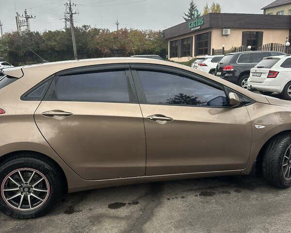 Хендай i30 2012 в Виннице на Automoto.ua Коричневый Хендай i30, объемом двигателя 1.4 л и пробегом 190 тыс. км за 7499 $, фото 9 на Automoto.ua