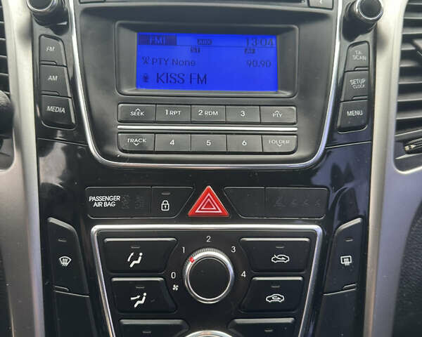 Хендай i30 2012 в Виннице на Automoto.ua Коричневый Хендай i30, объемом двигателя 1.4 л и пробегом 190 тыс. км за 7499 $, фото 13 на Automoto.ua