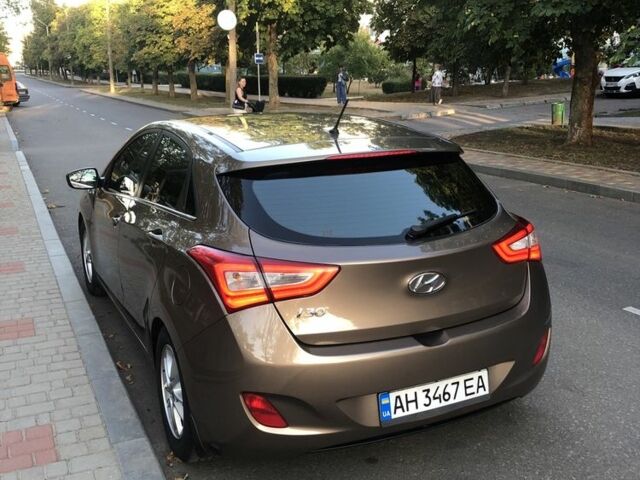 Коричневый Хендай i30, объемом двигателя 1.6 л и пробегом 123 тыс. км за 8700 $, фото 1 на Automoto.ua
