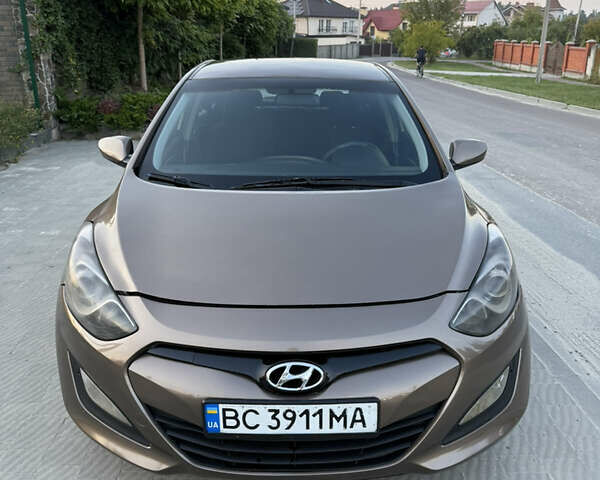 Коричневий Хендай i30, об'ємом двигуна 1.4 л та пробігом 220 тис. км за 6500 $, фото 17 на Automoto.ua