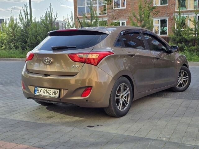 Коричневый Хендай i30, объемом двигателя 1.4 л и пробегом 198 тыс. км за 8200 $, фото 7 на Automoto.ua