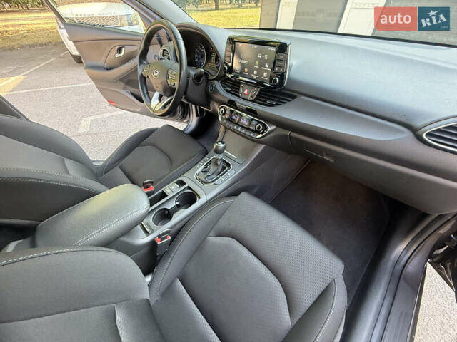 Коричневый Хендай i30, объемом двигателя 1.59 л и пробегом 53 тыс. км за 16900 $, фото 12 на Automoto.ua