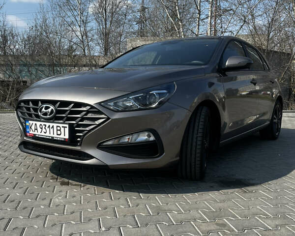 Коричневий Хендай i30, об'ємом двигуна 1.5 л та пробігом 56 тис. км за 16000 $, фото 1 на Automoto.ua