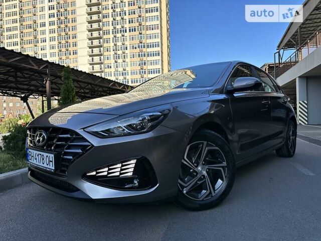 Коричневий Хендай i30, об'ємом двигуна 1.5 л та пробігом 24 тис. км за 17300 $, фото 13 на Automoto.ua