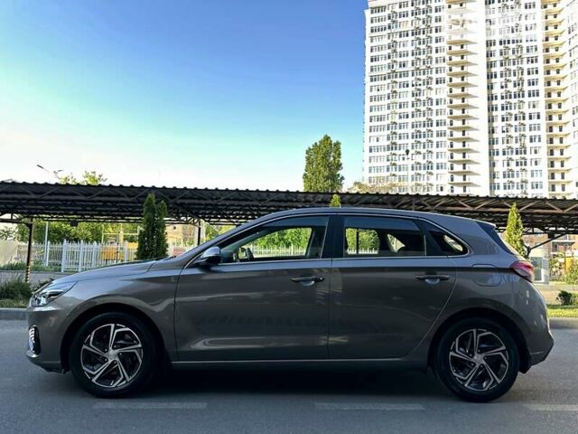 Коричневий Хендай i30, об'ємом двигуна 1.5 л та пробігом 24 тис. км за 17300 $, фото 18 на Automoto.ua