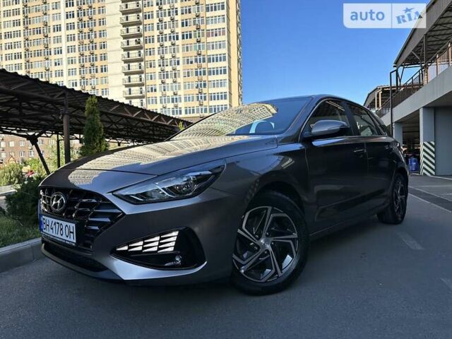 Коричневий Хендай i30, об'ємом двигуна 1.5 л та пробігом 24 тис. км за 17300 $, фото 12 на Automoto.ua