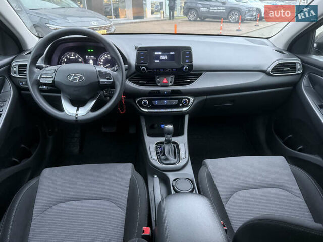 Коричневий Хендай i30, об'ємом двигуна 1.5 л та пробігом 82 тис. км за 14900 $, фото 10 на Automoto.ua