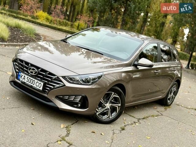 Коричневий Хендай i30, об'ємом двигуна 1.5 л та пробігом 43 тис. км за 16950 $, фото 10 на Automoto.ua