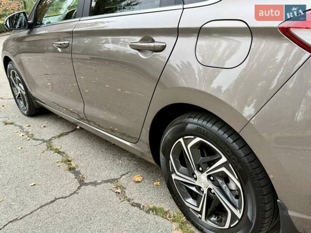 Коричневий Хендай i30, об'ємом двигуна 1.5 л та пробігом 43 тис. км за 16950 $, фото 42 на Automoto.ua
