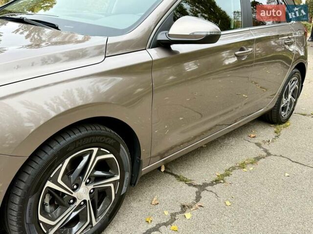 Коричневий Хендай i30, об'ємом двигуна 1.5 л та пробігом 43 тис. км за 16950 $, фото 43 на Automoto.ua