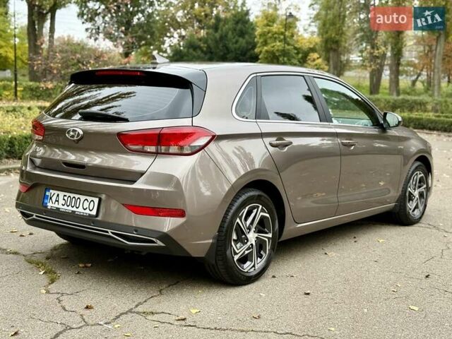 Коричневий Хендай i30, об'ємом двигуна 1.5 л та пробігом 43 тис. км за 16950 $, фото 4 на Automoto.ua