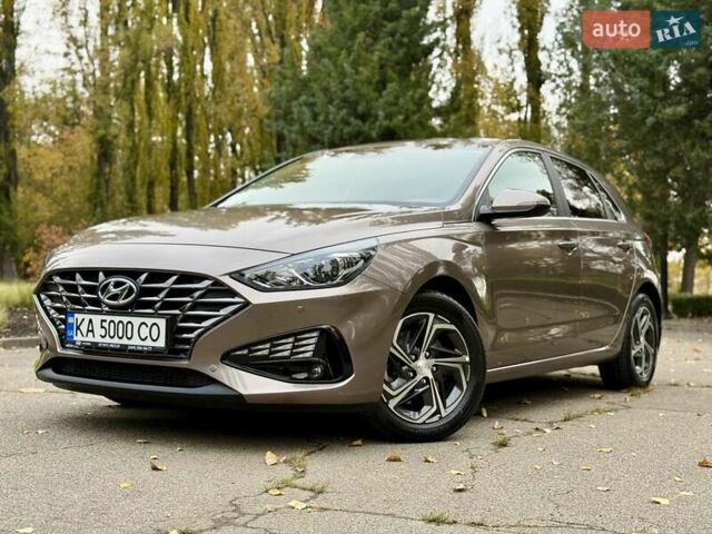 Коричневий Хендай i30, об'ємом двигуна 1.5 л та пробігом 43 тис. км за 16950 $, фото 12 на Automoto.ua