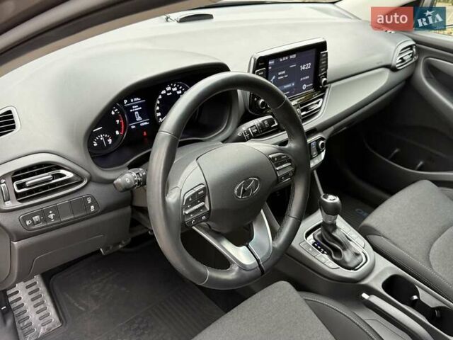 Коричневий Хендай i30, об'ємом двигуна 1.5 л та пробігом 43 тис. км за 16950 $, фото 64 на Automoto.ua