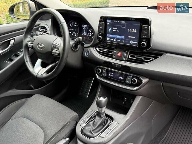 Коричневий Хендай i30, об'ємом двигуна 1.5 л та пробігом 43 тис. км за 16950 $, фото 80 на Automoto.ua