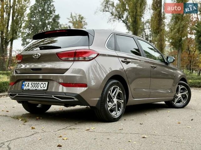 Коричневий Хендай i30, об'ємом двигуна 1.5 л та пробігом 43 тис. км за 16950 $, фото 18 на Automoto.ua