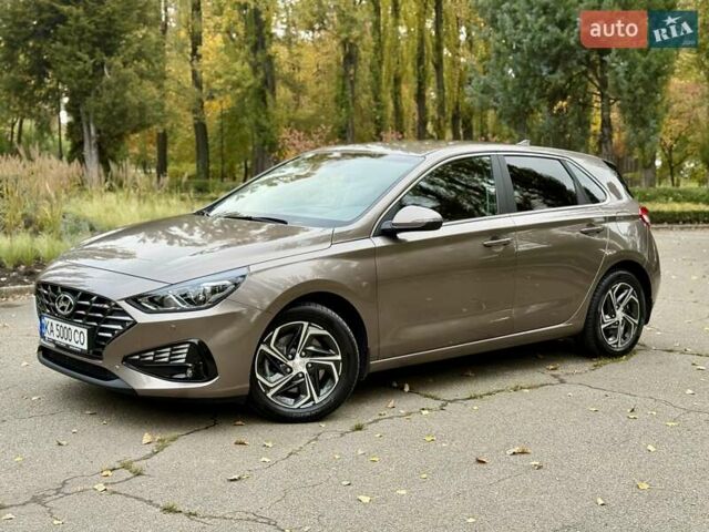 Коричневий Хендай i30, об'ємом двигуна 1.5 л та пробігом 43 тис. км за 16950 $, фото 13 на Automoto.ua