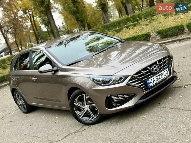Коричневий Хендай i30, об'ємом двигуна 1.5 л та пробігом 43 тис. км за 16950 $, фото 15 на Automoto.ua