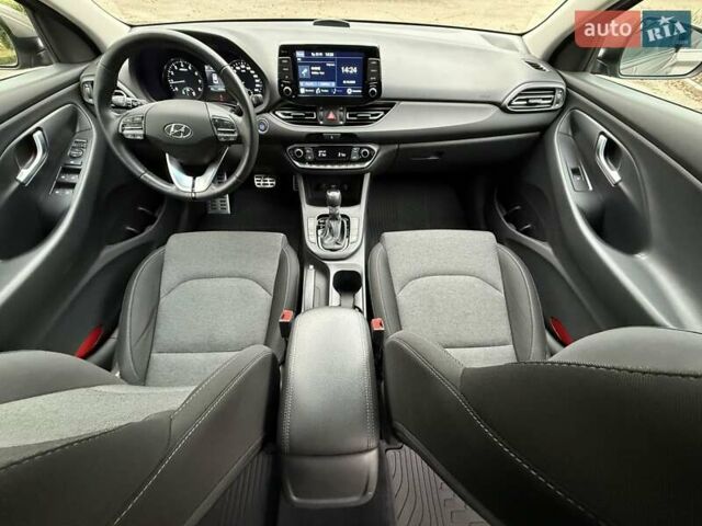 Коричневий Хендай i30, об'ємом двигуна 1.5 л та пробігом 43 тис. км за 16950 $, фото 77 на Automoto.ua
