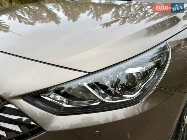 Коричневий Хендай i30, об'ємом двигуна 1.5 л та пробігом 43 тис. км за 16950 $, фото 32 на Automoto.ua
