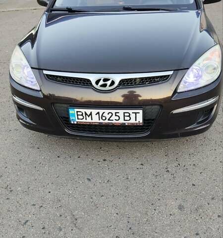 Коричневий Хендай i30, об'ємом двигуна 1.58 л та пробігом 217 тис. км за 6200 $, фото 10 на Automoto.ua