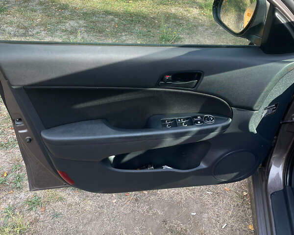 Коричневый Хендай i30, объемом двигателя 1.58 л и пробегом 211 тыс. км за 7500 $, фото 14 на Automoto.ua