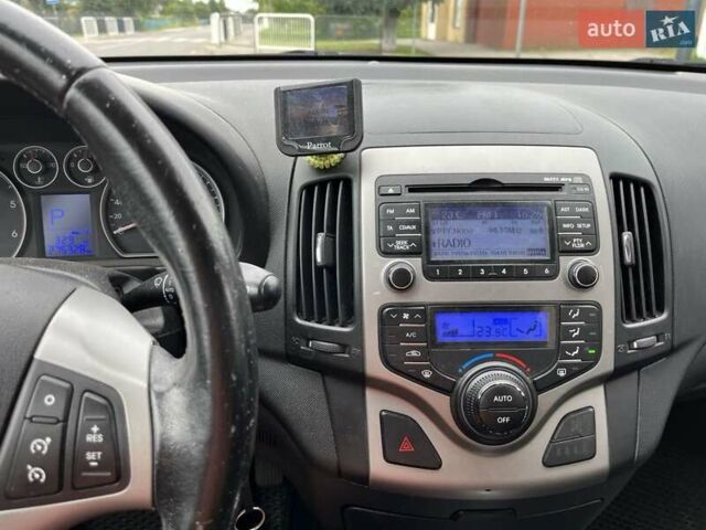 Хендай i30 2011 в Владимир-Волынский на Automoto.ua Коричневый Хендай i30, объемом двигателя 1.6 л и пробегом 279 тыс. км за 7350 $, фото 2 на Automoto.ua