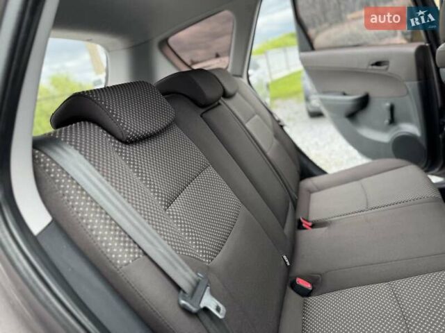 Коричневый Хендай i30, объемом двигателя 1.6 л и пробегом 190 тыс. км за 6650 $, фото 65 на Automoto.ua