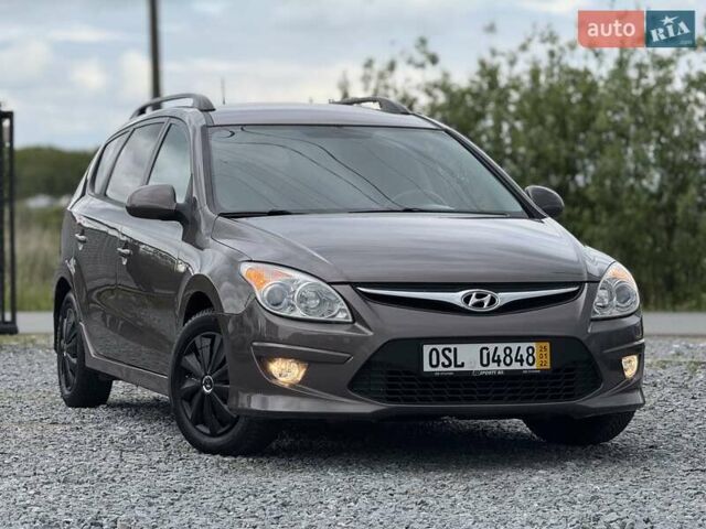 Коричневый Хендай i30, объемом двигателя 1.6 л и пробегом 190 тыс. км за 6650 $, фото 2 на Automoto.ua