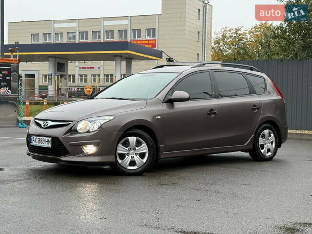 Хендай i30 2012 у Харкові на Automoto.ua Коричневий Хендай i30, об'ємом двигуна 1.6 л та пробігом 81 тис. км за 9100 $, фото 4 на Automoto.ua