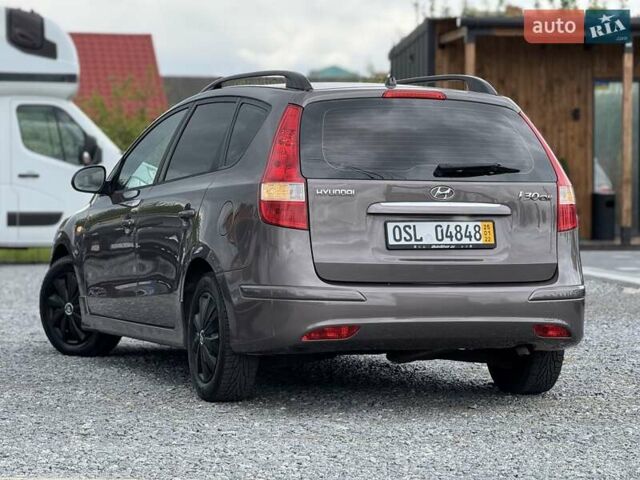Коричневый Хендай i30, объемом двигателя 1.6 л и пробегом 190 тыс. км за 6650 $, фото 15 на Automoto.ua