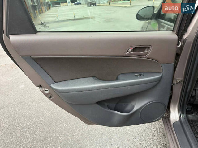 Хендай i30 2012 у Харкові на Automoto.ua Коричневий Хендай i30, об'ємом двигуна 1.6 л та пробігом 81 тис. км за 9100 $, фото 21 на Automoto.ua