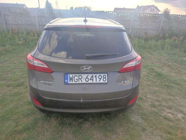 Коричневый Хендай i30, объемом двигателя 1 л и пробегом 200 тыс. км за 7500 $, фото 3 на Automoto.ua