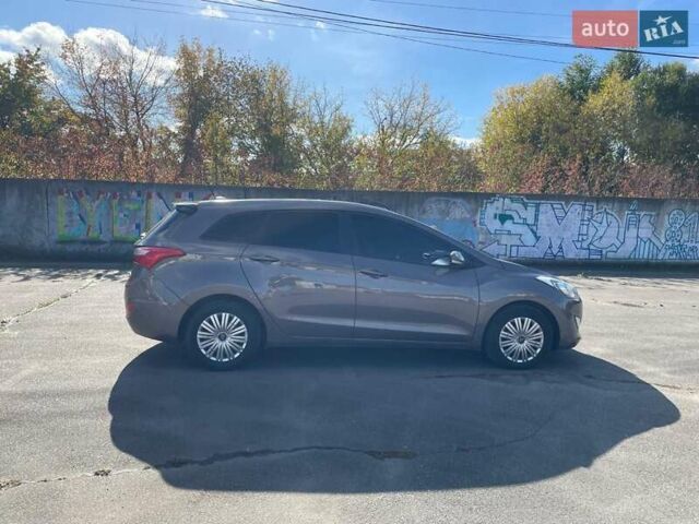 Хендай i30 2013 в Хмельницком на Automoto.ua Коричневый Хендай i30, объемом двигателя 1.58 л и пробегом 245 тыс. км за 10800 $, фото 4 на Automoto.ua