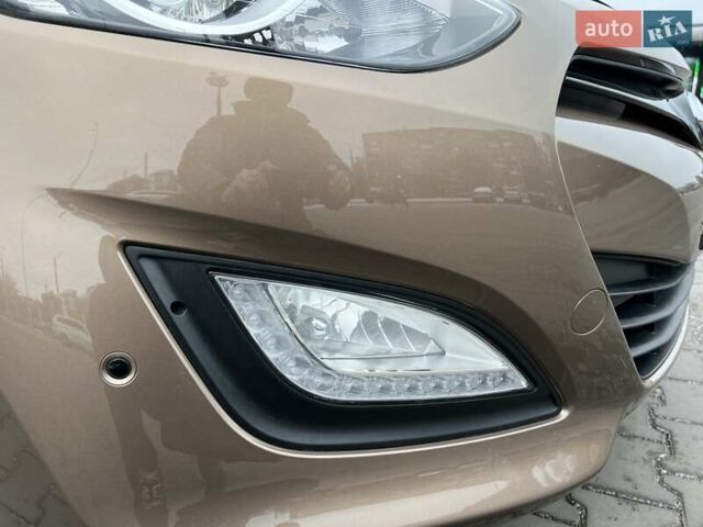 Коричневый Хендай i30, объемом двигателя 1.6 л и пробегом 116 тыс. км за 12600 $, фото 6 на Automoto.ua