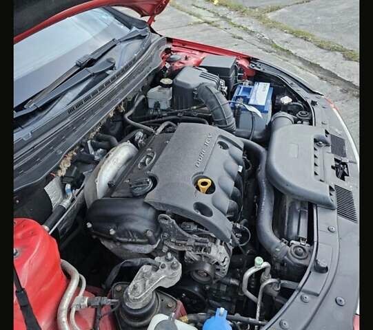 Червоний Хендай i30, об'ємом двигуна 1.4 л та пробігом 197 тис. км за 4047 $, фото 8 на Automoto.ua