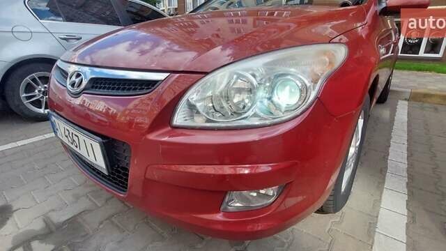 Хендай i30 2008 в Киеве на Automoto.ua Красный Хендай i30, объемом двигателя 1.4 л и пробегом 134 тыс. км за 4800 $, фото 10 на Automoto.ua