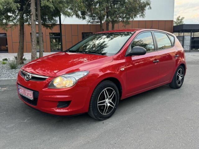 Красный Хендай i30, объемом двигателя 1.4 л и пробегом 202 тыс. км за 5999 $, фото 18 на Automoto.ua