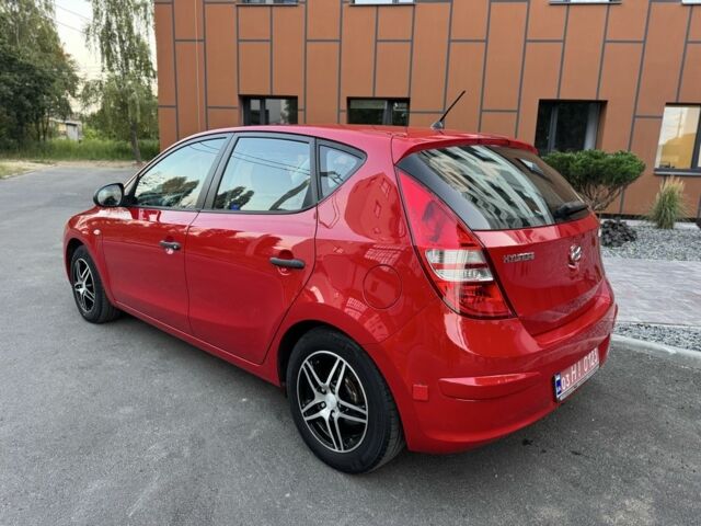 Красный Хендай i30, объемом двигателя 1.4 л и пробегом 202 тыс. км за 5999 $, фото 13 на Automoto.ua
